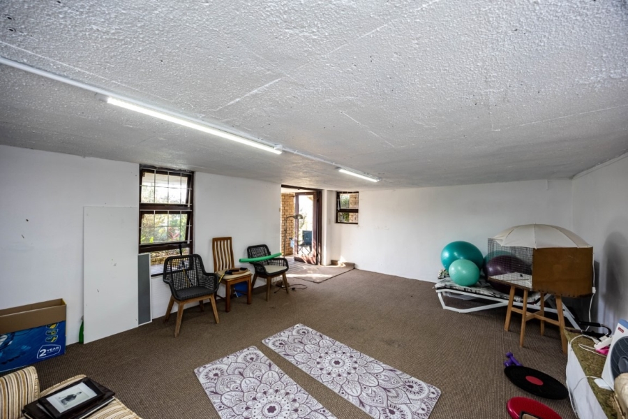 4 Bedroom Property for Sale in Beacon Bay Eastern Cape